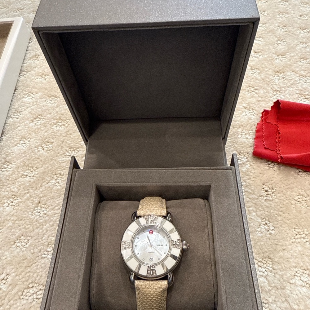 Michele Watch - Picture 2 of 7